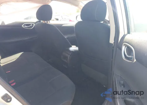 2014 Nissan Sentra S z USA, uszkodzony, nr VIN 3N1AB7AP1EL679082